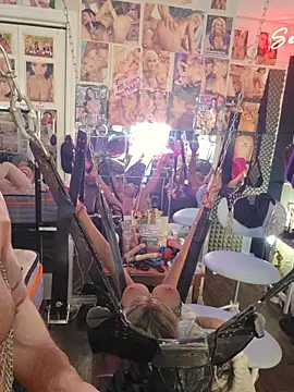 luvs2cumm69 online show from 03/16/26, 05:55