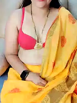 Traditional Housewife  online show from 03/17/25, 02:45