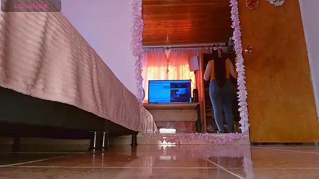 Sahory   online show from 03/21/25, 07:57