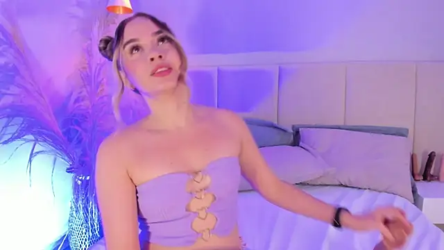 Snapshot of sofia_pamela chatting on 03/14/25, 07:23 sofia pamela online show from 03/14/25, 07:23