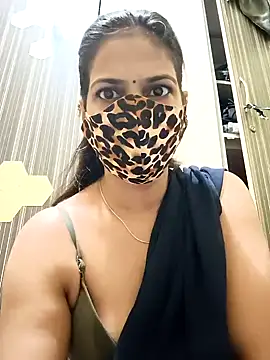 Snapshot of indianliza chatting on 12/08/24, 03:43 indianliza online show from 12/08/24, 03:43