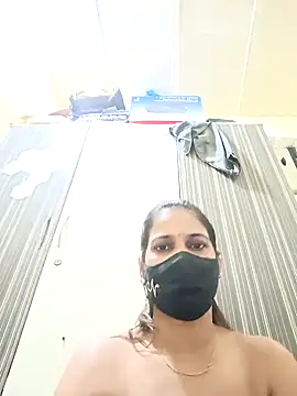 Snapshot of indianliza chatting on 12/15/24, 07:57 indianliza online show from 12/15/24, 07:57