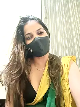 Snapshot of indianliza chatting on 12/22/24, 11:20 indianliza online show from 12/22/24, 11:20