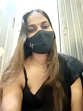 Snapshot of indianliza chatting on 02/08/25, 04:57 indianliza online show from 02/08/25, 04:57