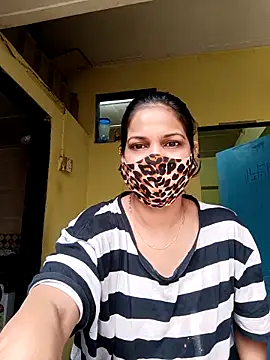 Snapshot of indianliza chatting on 02/27/25, 05:13 indianliza online show from 02/27/25, 05:13