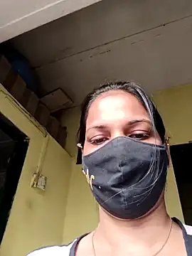 Snapshot of indianliza chatting on 02/28/25, 03:48 indianliza online show from 02/28/25, 03:48