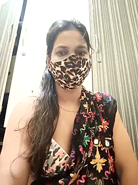 Snapshot of indianliza chatting on 10/10/25, 11:48 indianliza online show from 10/10/25, 11:48