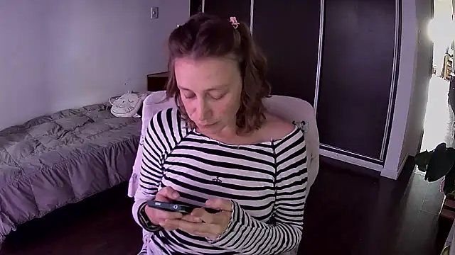 stupid babybird online show from 12/01/25, 09:42