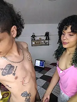 Snapshot of TheKing6ix9ine69 chatting on 07/07/26, 04:11 TheKing6ix9ine69 online show from 07/07/26, 04:11