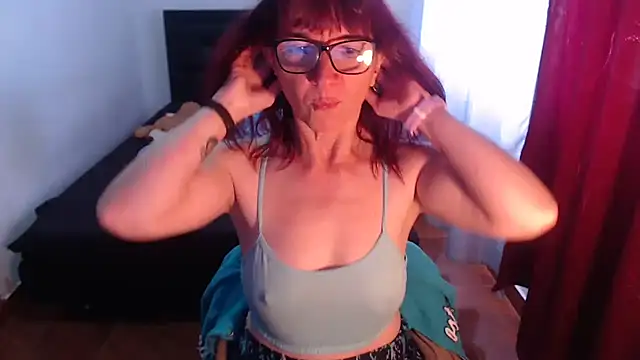 Snapshot of pamelaa_jagger chatting on 11/24/25, 03:45 pamelaa jagger online show from 11/24/25, 03:45