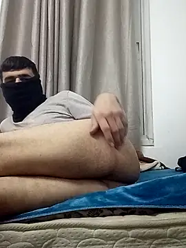 Snapshot of tetoo304 chatting on 01/18/25, 07:04 tetoo304 online show from 01/18/25, 07:04