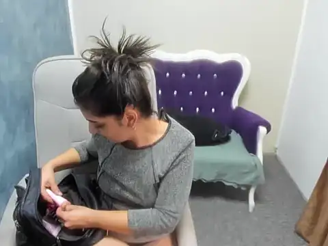 CrazyCorina online show from 12/02/25, 11:48