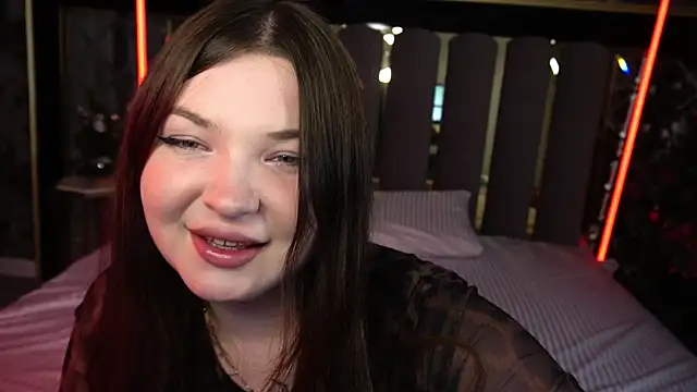 RosieMoons online show from 12/15/25, 08:24