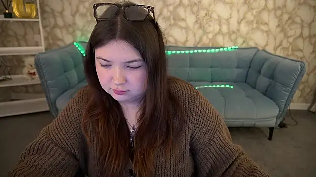 Snapshot of RosieMoons chatting on 02/03/26, 08:25 RosieMoons online show from 02/03/26, 08:25