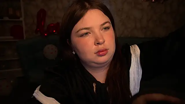 Snapshot of RosieMoons chatting on 02/16/26, 08:16 RosieMoons online show from 02/16/26, 08:16