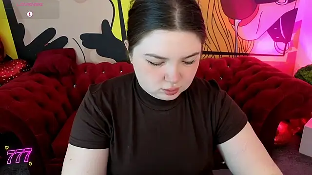 RosieMoons online show from 04/05/26, 07:22