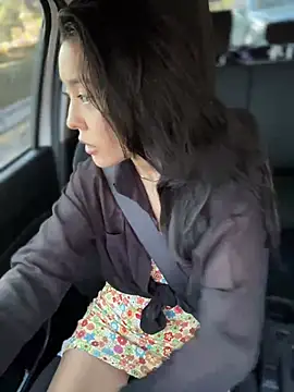 Snapshot of IzanamiTime chatting on 01/13/25, 01:34 IzanamiTime online show from 01/13/25, 01:34