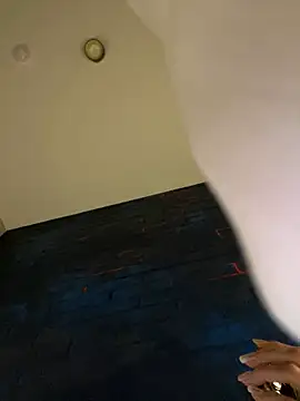 Snapshot of IzanamiTime chatting on 01/21/25, 02:59 IzanamiTime online show from 01/21/25, 02:59