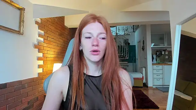 Snapshot of Aliceginger99 chatting on 09/29/25, 06:51 Aliceginger99 online show from 09/29/25, 06:51