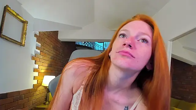 Snapshot of Aliceginger99 chatting on 11/05/25, 06:13 Aliceginger99 online show from 11/05/25, 06:13