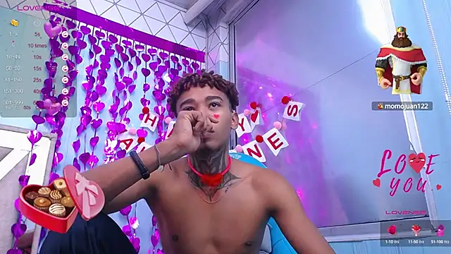 sexy blacks  online show from 02/14/25, 03:15