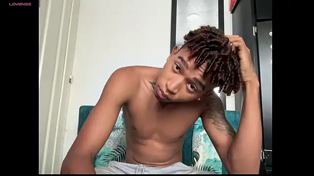 sexy blacks  online show from 10/22/25, 12:27