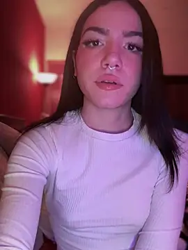 Snapshot of ShannonShanny chatting on 01/08/25, 02:25 ShannonShanny online show from 01/08/25, 02:25