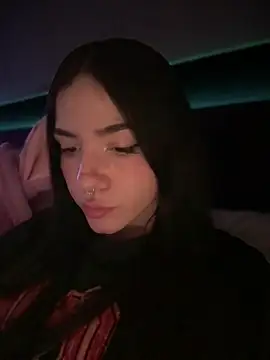 Snapshot of ShannonShanny chatting on 03/05/25, 07:27 ShannonShanny online show from 03/05/25, 07:27