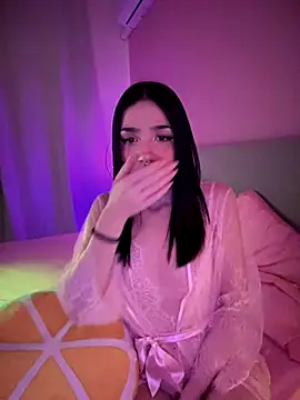 Snapshot of ShannonShanny chatting on 10/06/25, 04:04 ShannonShanny online show from 10/06/25, 04:04