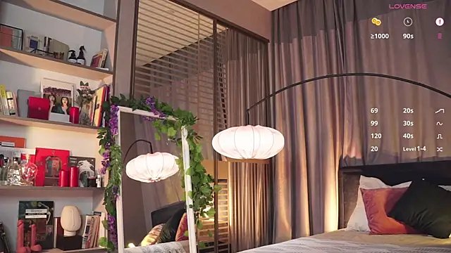 Snapshot of askaudrey_ chatting on 02/08/25, 02:05 askaudrey online show from 02/08/25, 02:05