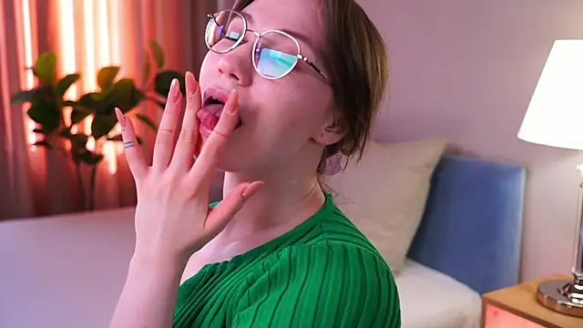 askaudrey  online show from 04/09/26, 01:38