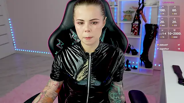 Latex Kitty online show from 04/16/26, 01:34