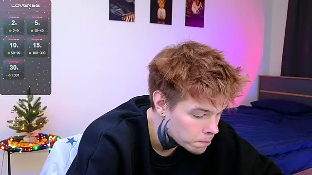 DENIS HERE online show from 12/22/25, 06:38