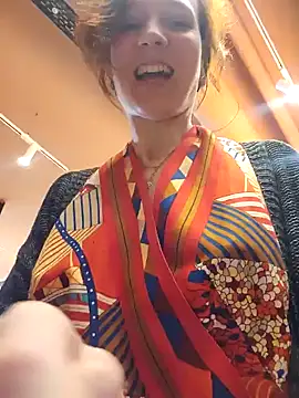 Exhibitionsplit online show from 02/03/25, 09:52