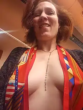 Exhibitionsplit online show from 02/09/25, 09:37