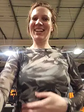 Exhibitionsplit online show from 03/13/25, 10:21