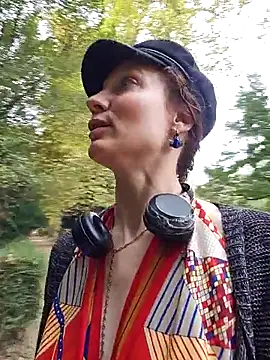 Exhibitionsplit online show from 10/19/25, 12:06