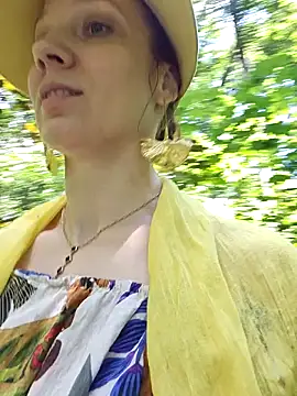 Exhibitionsplit online show from 06/10/26, 09:52