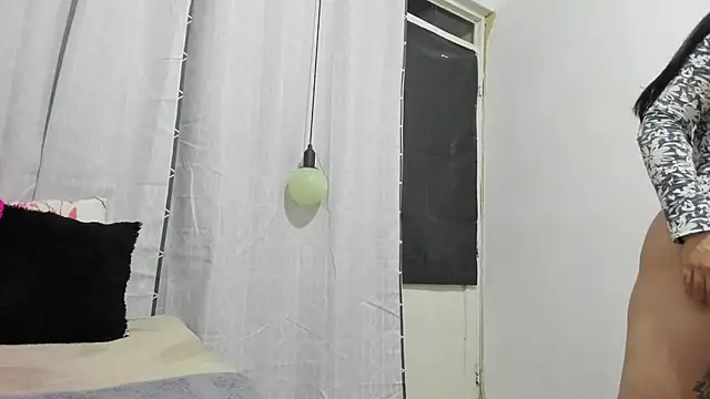 Snapshot of aleteacher chatting on 03/23/25, 05:00 aleteacher online show from 03/23/25, 05:00