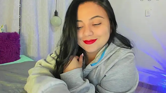 Snapshot of aleteacher chatting on 10/13/25, 06:02 aleteacher online show from 10/13/25, 06:02