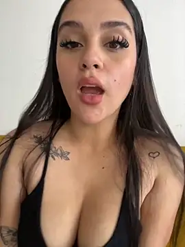 violet-333 online show from 11/19/25, 01:33