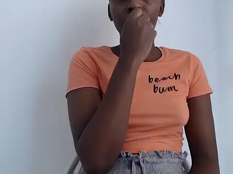 black   ghodess online show from 09/29/25, 08:41