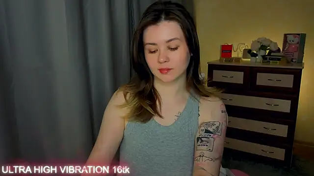 cutie mili online show from 06/04/26, 01:39