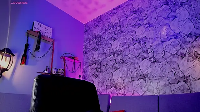 Snapshot of irregular_fetish_ chatting on 01/20/25, 09:01 irregular fetish online show from 01/20/25, 09:01