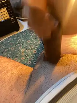 azginnn35 online show from 02/13/26, 11:12