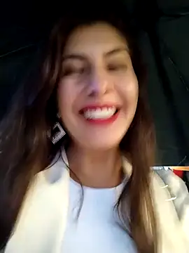 Snapshot of scarlett_moore chatting on 02/14/25, 10:36 scarlett moore online show from 02/14/25, 10:36