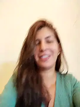 Snapshot of scarlett_moore chatting on 02/28/25, 10:06 scarlett moore online show from 02/28/25, 10:06