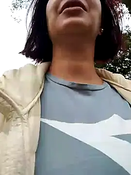 Snapshot of scarlett_moore chatting on 03/12/25, 12:04 scarlett moore online show from 03/12/25, 12:04