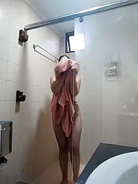 Snapshot of scarlett_moore chatting on 03/13/25, 12:13 scarlett moore online show from 03/13/25, 12:13