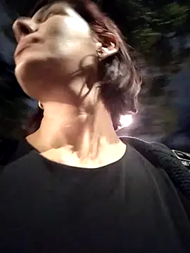 Snapshot of scarlett_moore chatting on 03/22/25, 12:25 scarlett moore online show from 03/22/25, 12:25